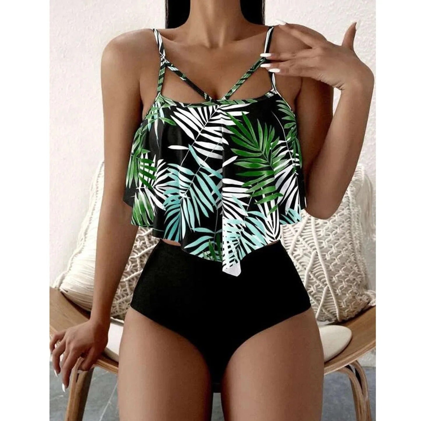 LolaBeach - Tankini met ruches en bladprint