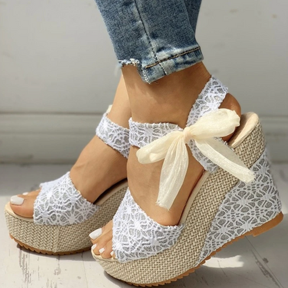 MonLu - Zomerse sandalen met hoge sleehak