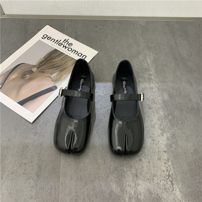 Blaze | Platte Mary Jane schoenen met gespleten teen