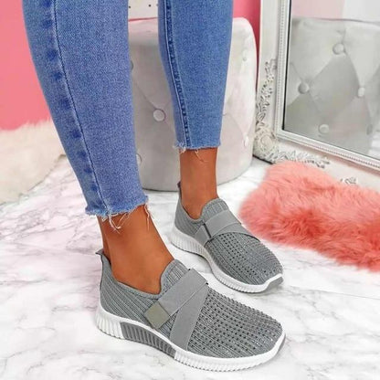 Blaze | Slip-on sneaker voor dames met klittenbandsluiting