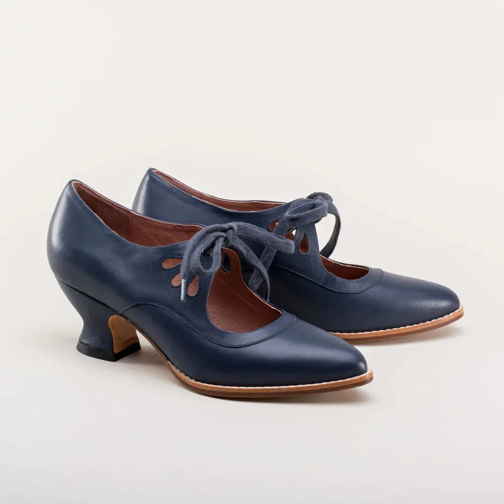 Elegante retro schoenen met lage hak