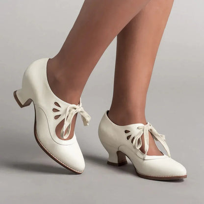 Elegante retro schoenen met lage hak