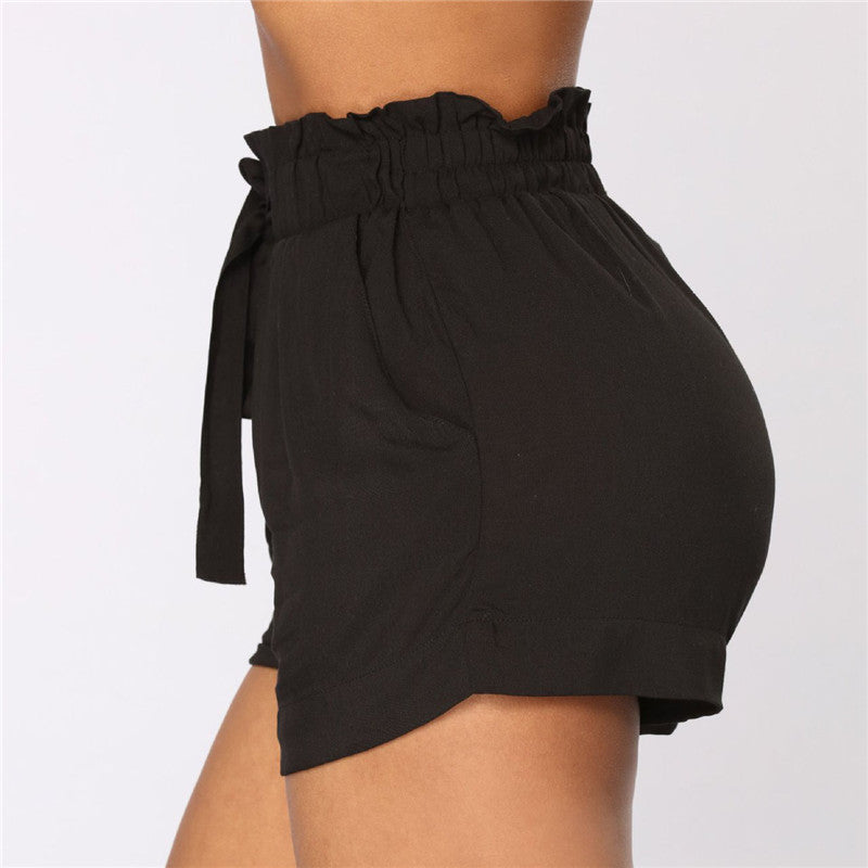 Korte shorts met hoge tailleband en riem