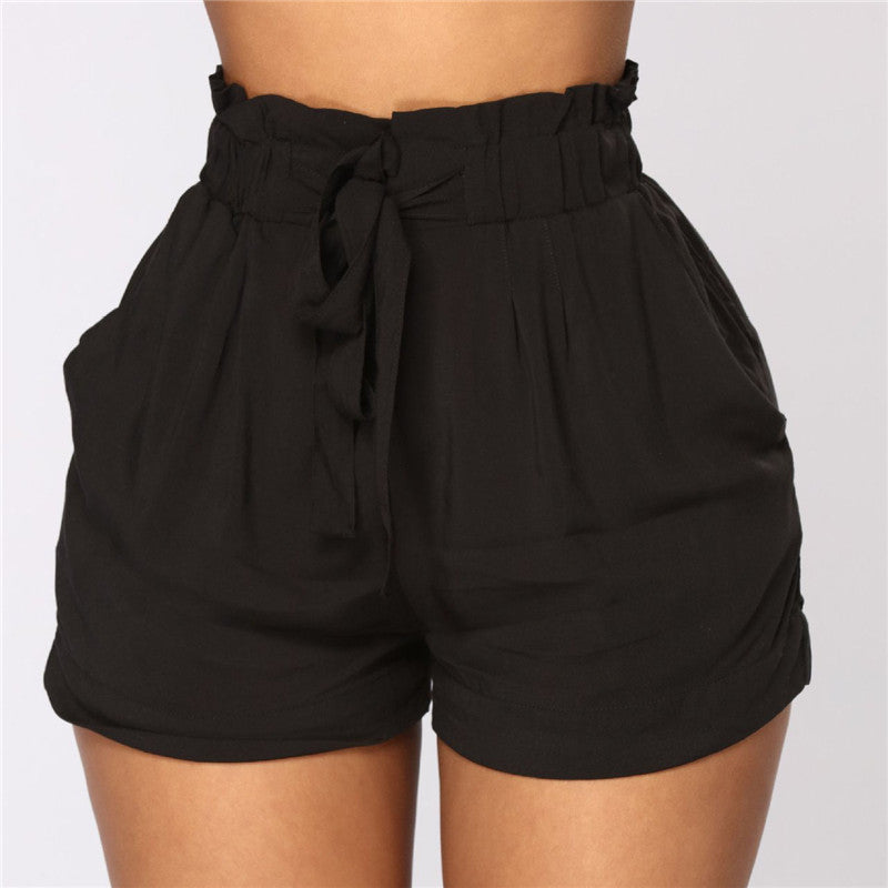 Korte shorts met hoge tailleband en riem