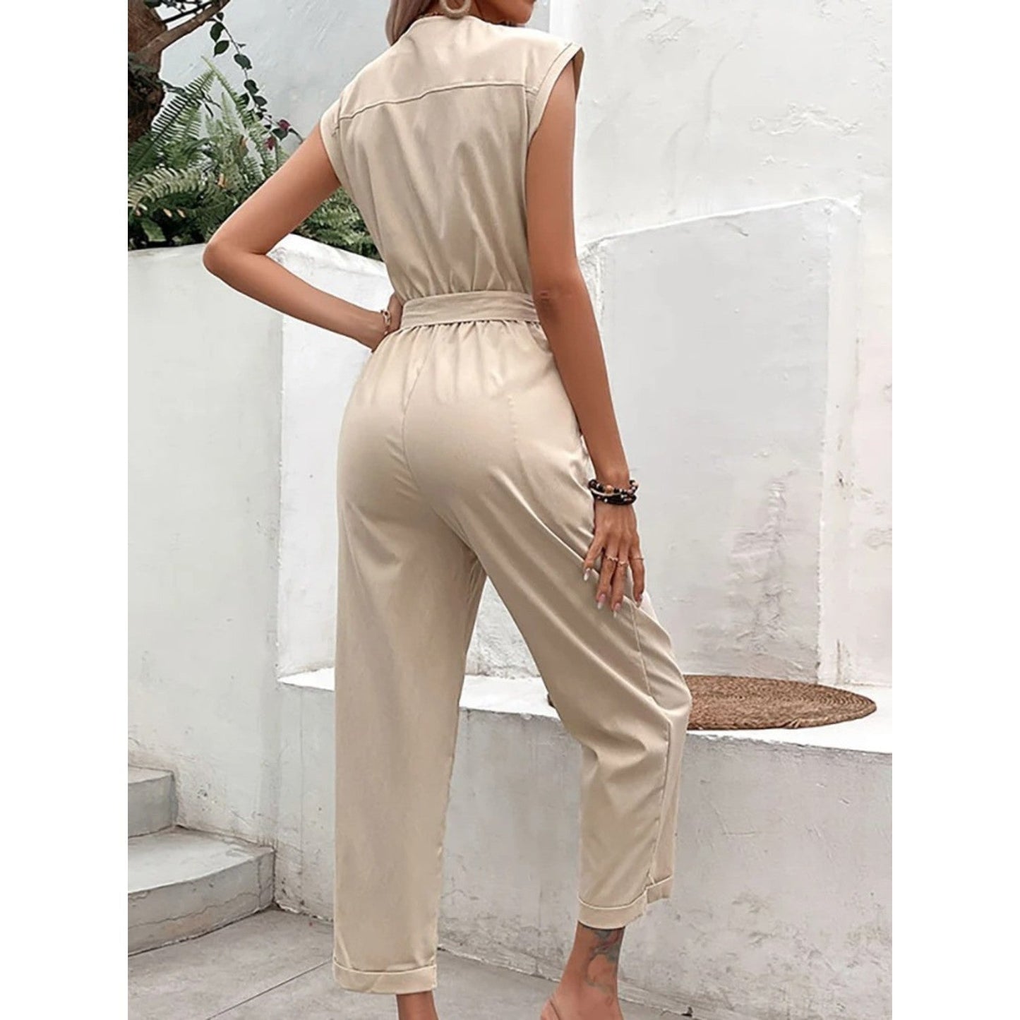 ByLinn - Jumpsuit met V-hals en tailleband