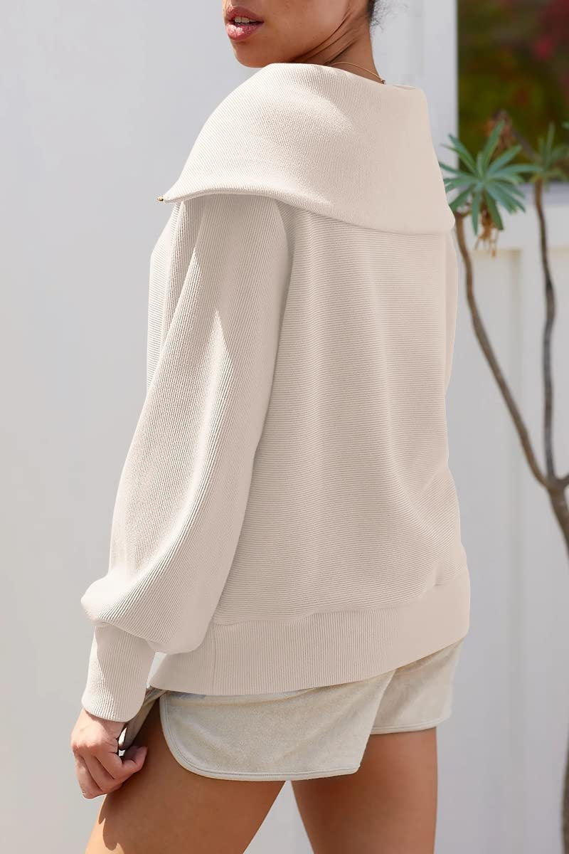 Lea - Witte oversized trui met grote kraag