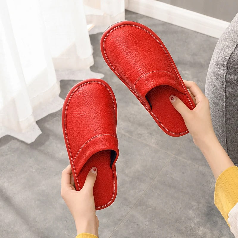 Stevige en comfortabele leren slippers