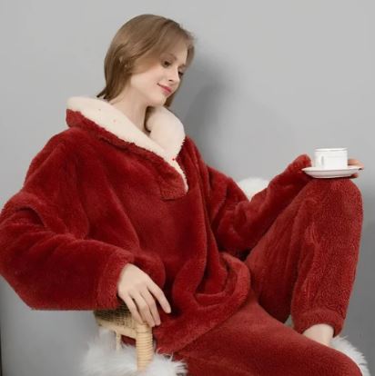 Fluffy |  Fleece-pyjama set voor vrouwen | verlaag je energierekening