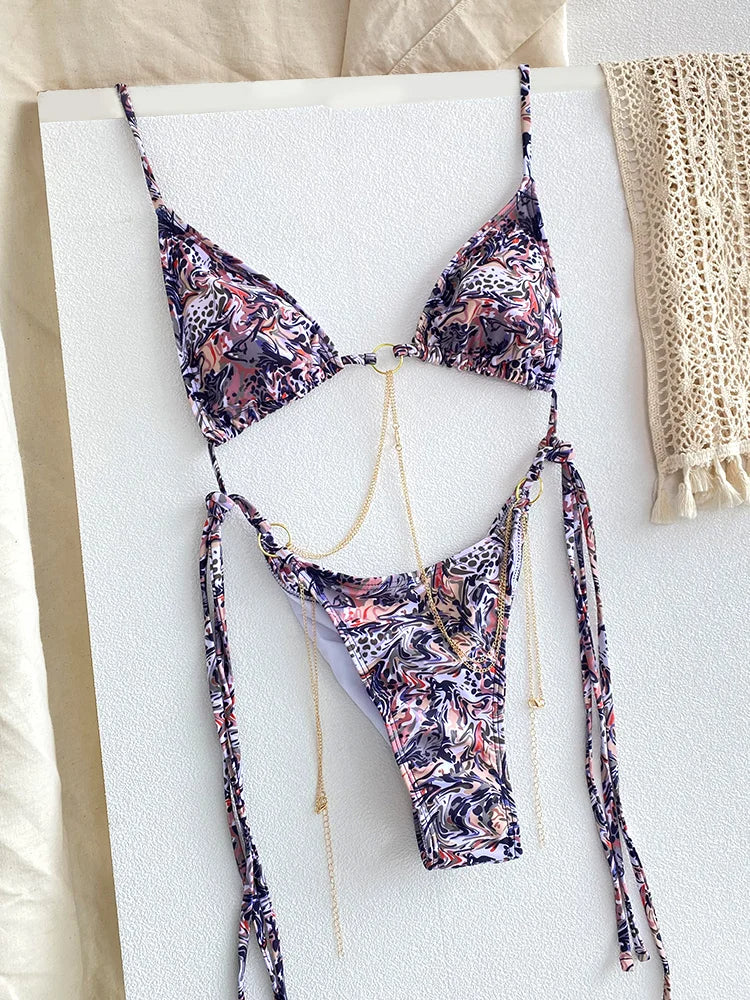 SoSoof - Brazilian bikini met ketting detail