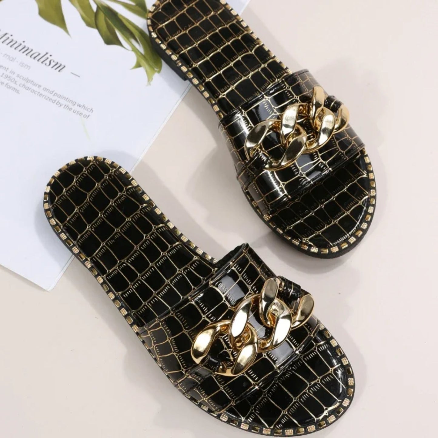 RuBella - Slippers met gouden detail