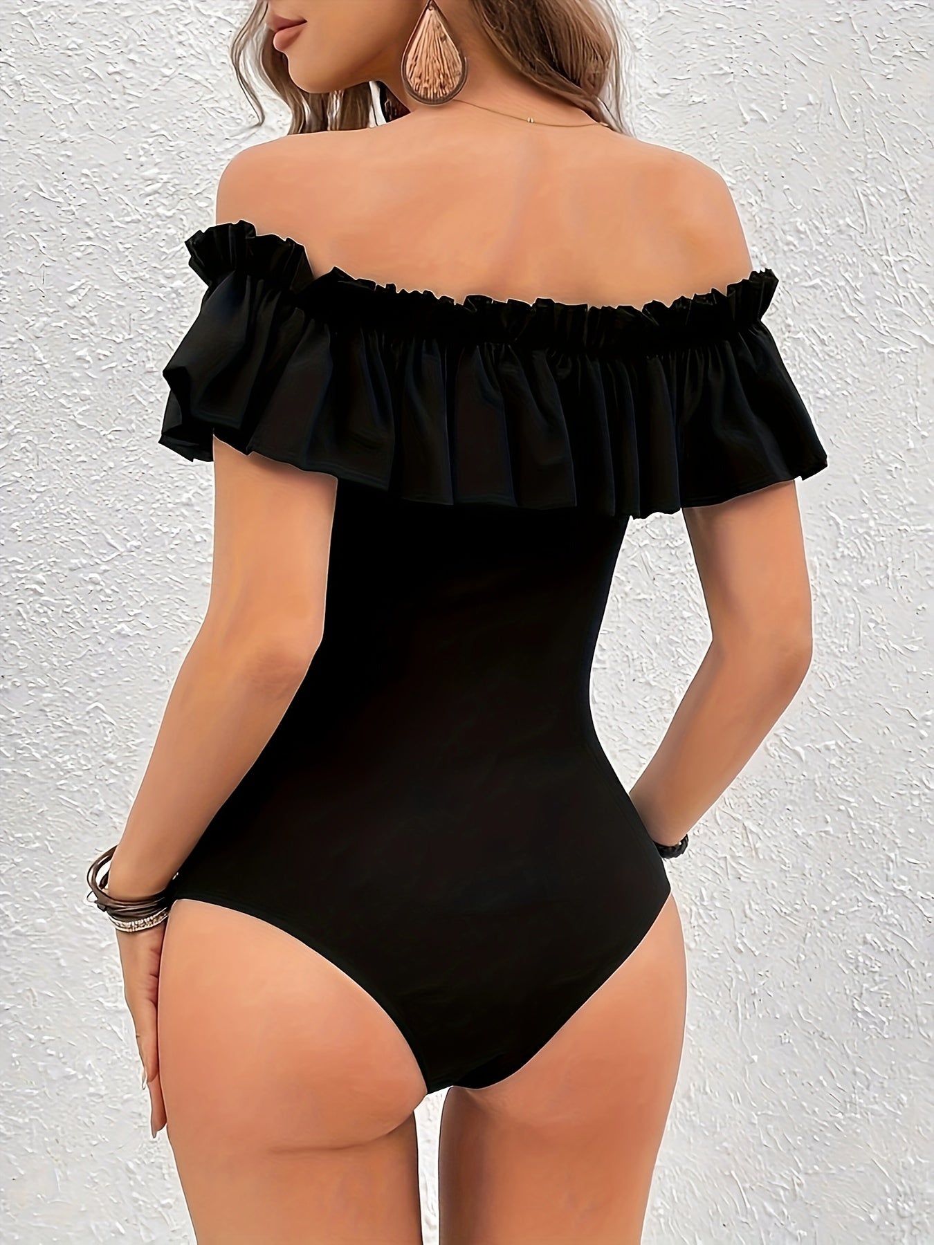 ByIsa - off shoulder bodysuit